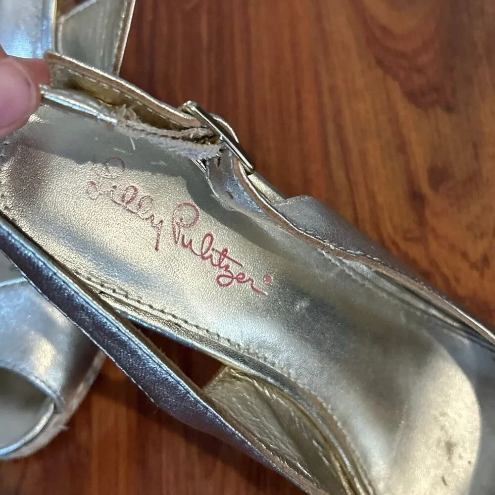 Lilly Pulitzer gold leather raffia wedges peep toe size 8